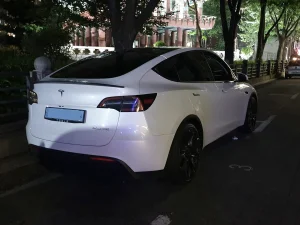 Tesla Model Y Long Range AWD 2023 — 18.500 km, ısı pompalı