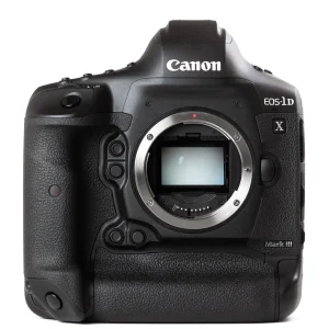Canon EOS DSLR ve 50mm Lens